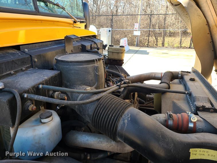 image for item LJ9459 2006 Blue Bird Vision  school bus