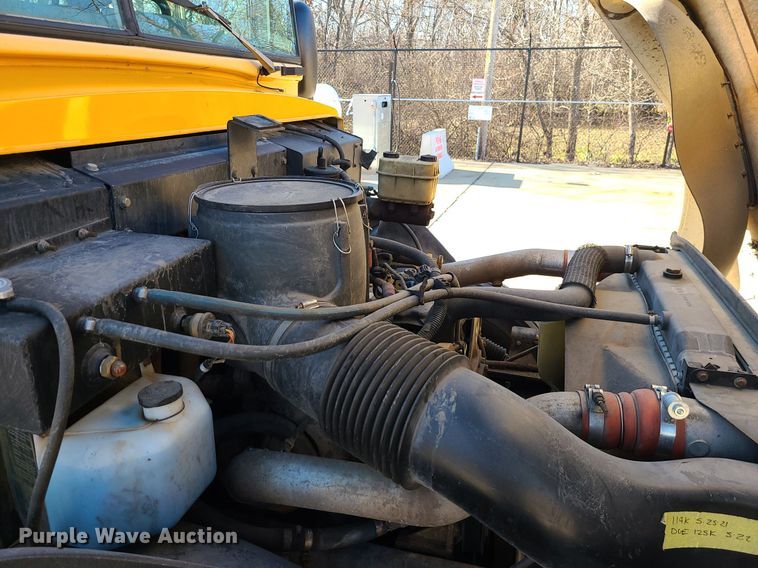 image for item LJ9459 2006 Blue Bird Vision  school bus