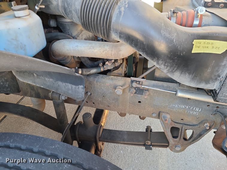 image for item LJ9459 2006 Blue Bird Vision  school bus