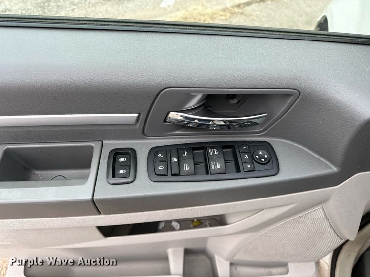 image for item LK9710 2010 Dodge  Grand Caravan  handicap accessible van