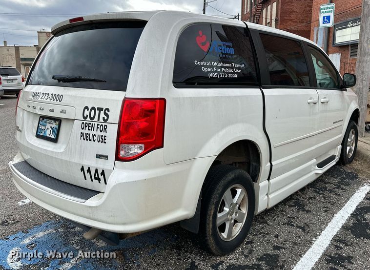 image for item LK9711 2011 Dodge Grand Caravan  handicap accessible van
