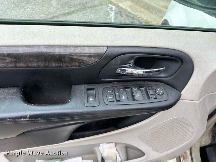 image for item LK9711 2011 Dodge Grand Caravan  handicap accessible van