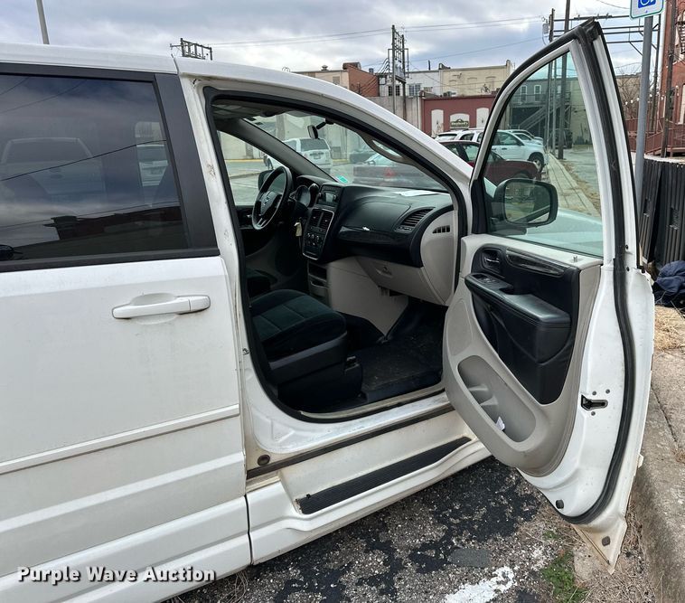 image for item LK9711 2011 Dodge Grand Caravan  handicap accessible van