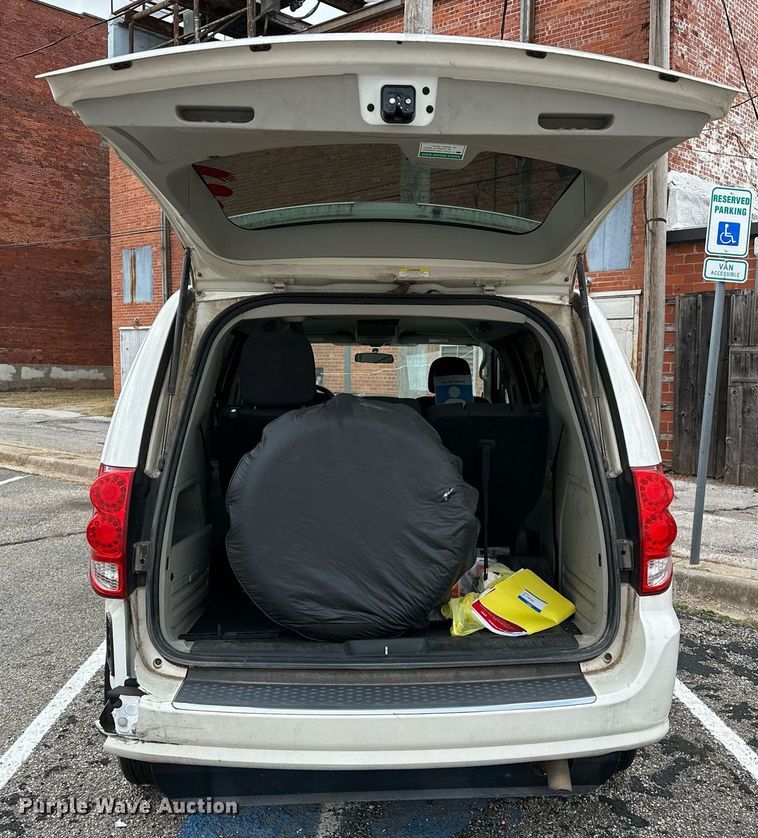 image for item LK9711 2011 Dodge Grand Caravan  handicap accessible van