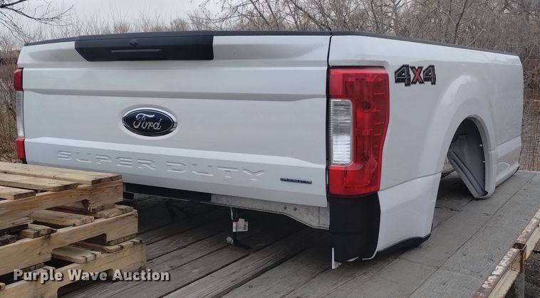 image for item LN9906 2018 Ford F250  Pickup truck bed