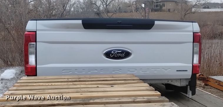 image for item LN9906 2018 Ford F250  Pickup truck bed