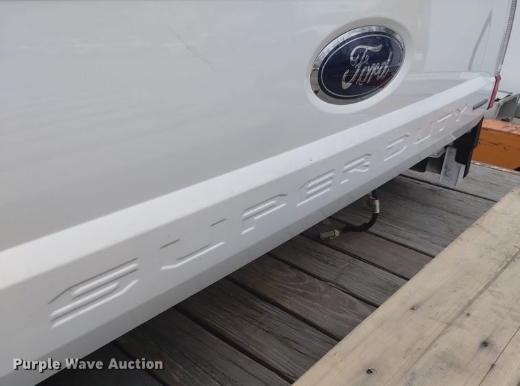 image for item LN9906 2018 Ford F250  Pickup truck bed