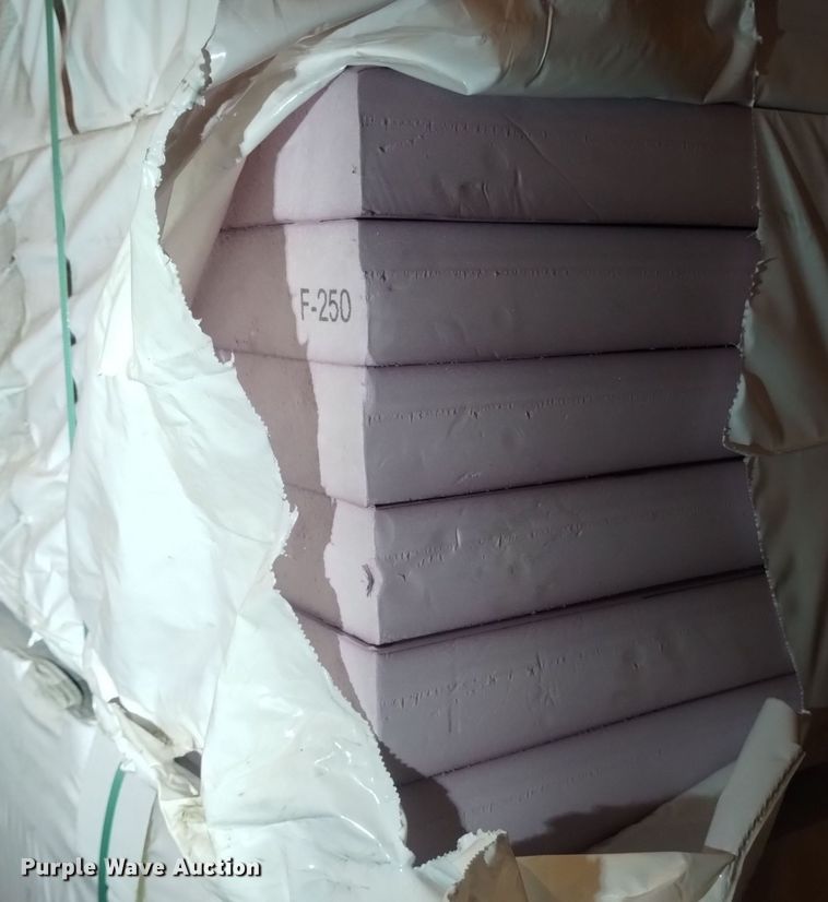 image for item LN9908 (192) Foamular F250 insulation boards