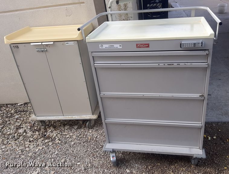 image for item LX9966 (2) rolling carts