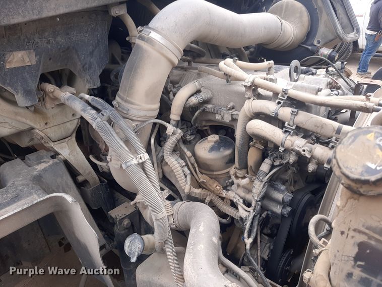 image for item LX9969 2013 International ProStar Plus 122  semi truck