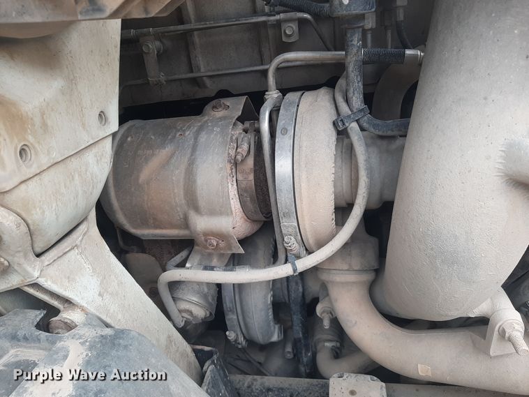 image for item LX9969 2013 International ProStar Plus 122  semi truck