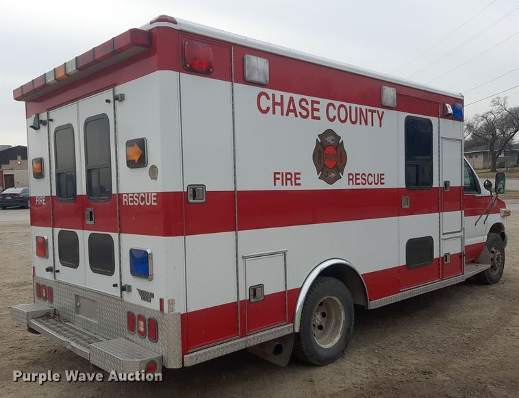 image for item LX9970 1995 Ford E350  ambulance