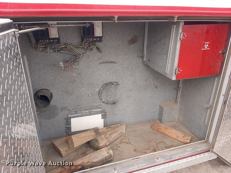 image for item LX9970 1995 Ford E350  ambulance