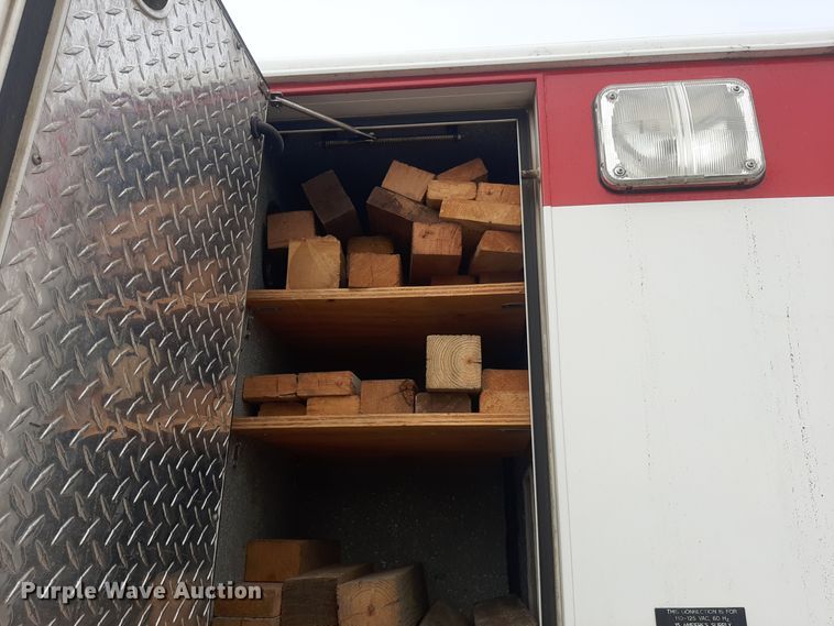 image for item LX9970 1995 Ford E350  ambulance