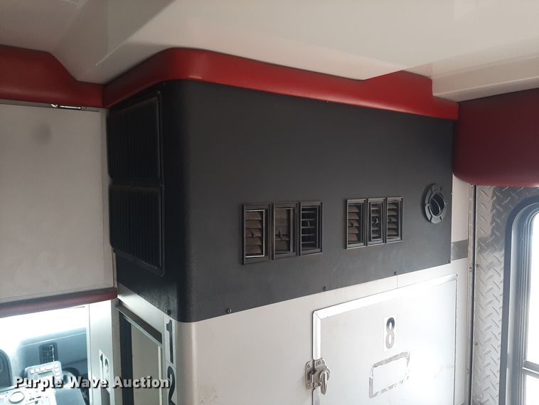 image for item LX9970 1995 Ford E350  ambulance