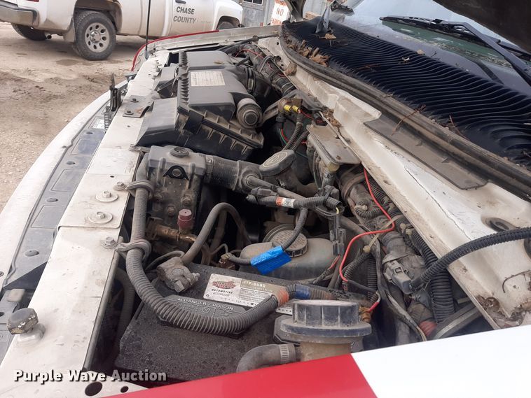 image for item LX9970 1995 Ford E350  ambulance