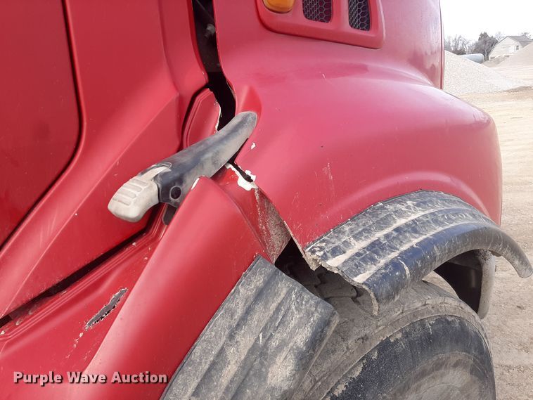 image for item LX9971 2000 Sterling L9500 dump truck