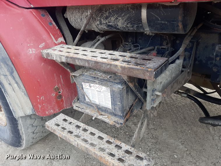 image for item LX9971 2000 Sterling L9500 dump truck