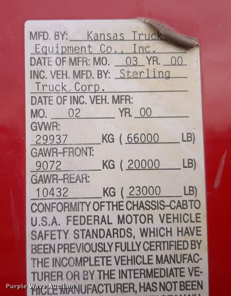 image for item LX9971 2000 Sterling L9500 dump truck