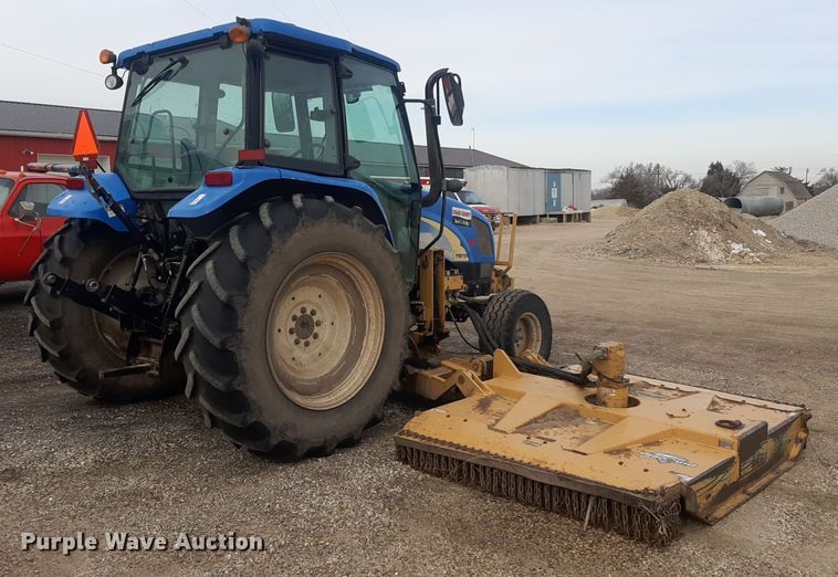 image for item LX9972 2012 New Holland T5070  tractor