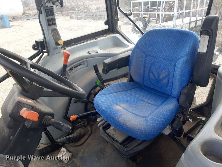 image for item LX9972 2012 New Holland T5070  tractor