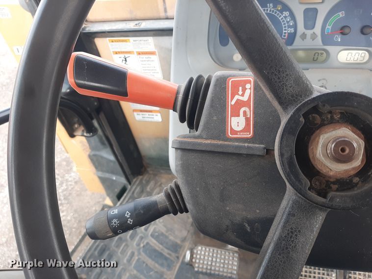 image for item LX9972 2012 New Holland T5070  tractor