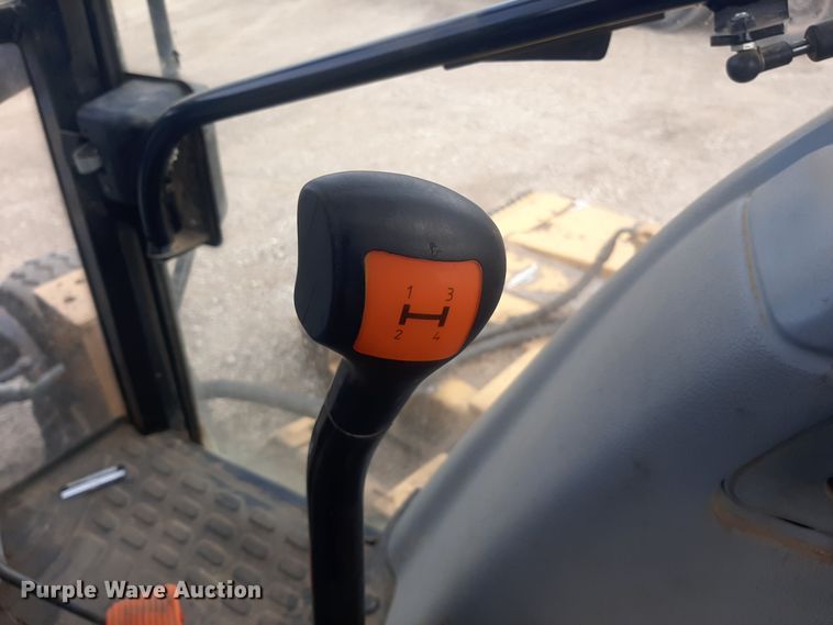 image for item LX9972 2012 New Holland T5070  tractor