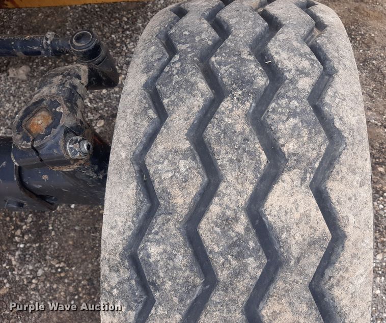 image for item LX9972 2012 New Holland T5070  tractor