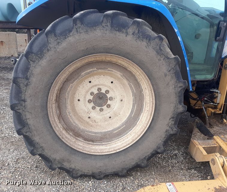 image for item LX9972 2012 New Holland T5070  tractor