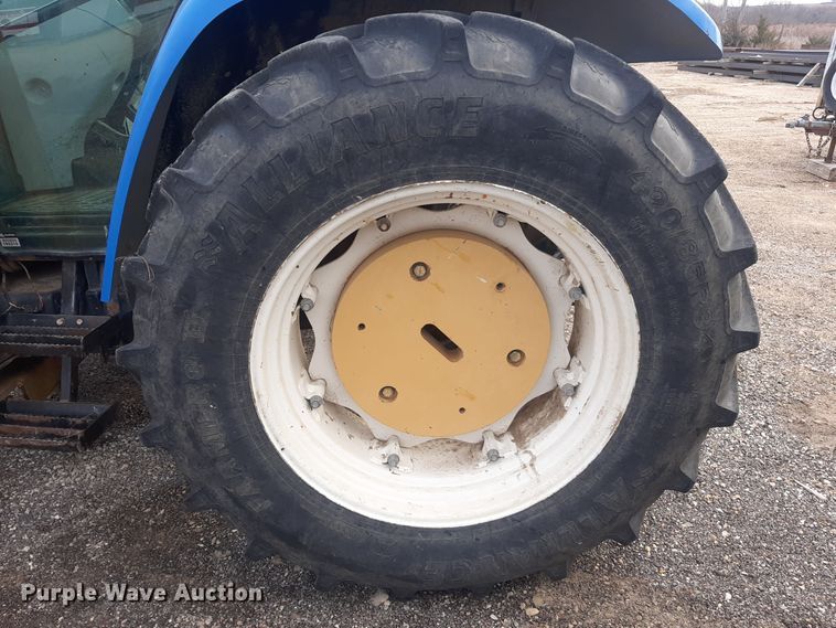 image for item LX9972 2012 New Holland T5070  tractor