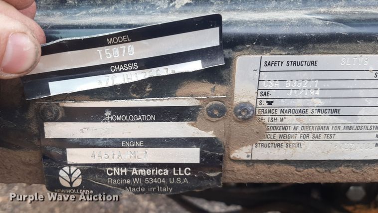 image for item LX9972 2012 New Holland T5070  tractor