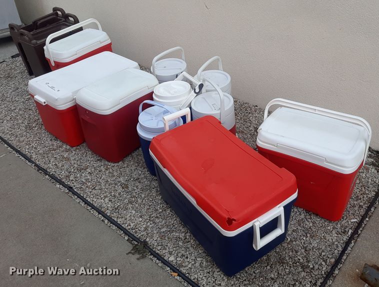 image for item LX9974 Household items