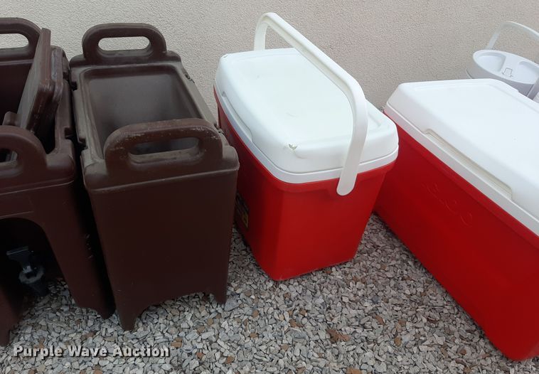 image for item LX9974 Household items