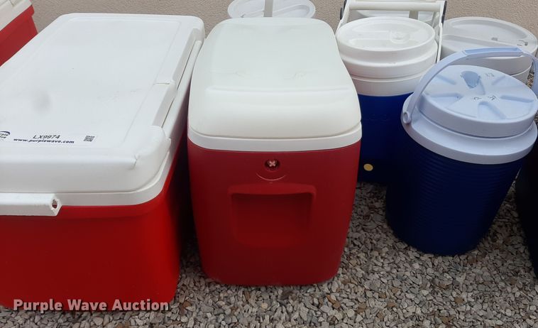 image for item LX9974 Household items