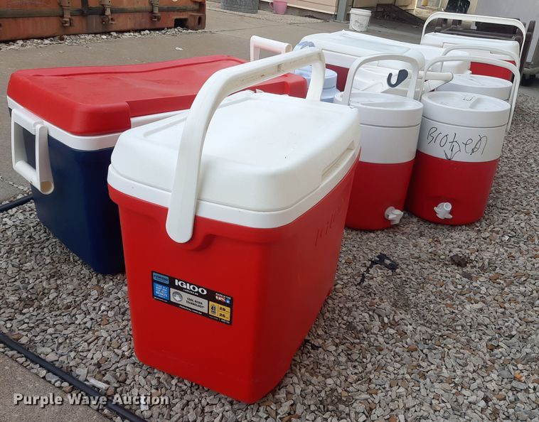 image for item LX9974 Household items