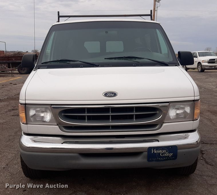 image for item LX9989 2000 Ford E350  van
