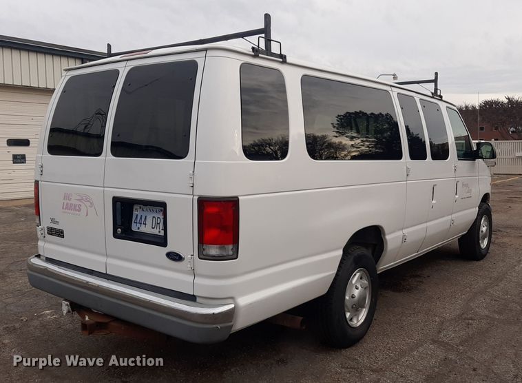 image for item LX9989 2000 Ford E350  van