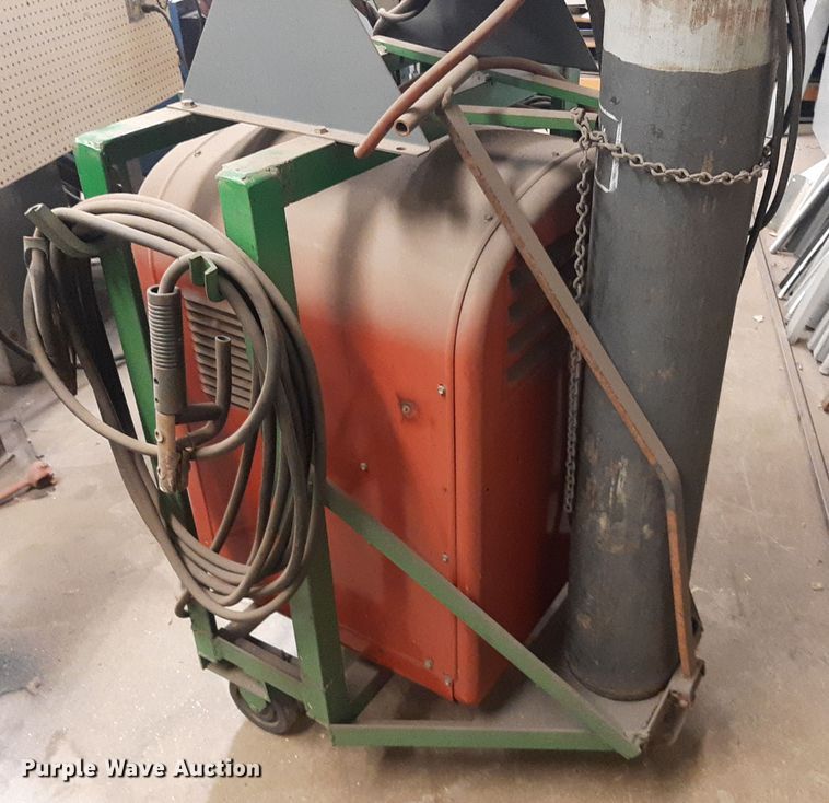 image for item LX9990 Lincoln Idealarc 250  welder