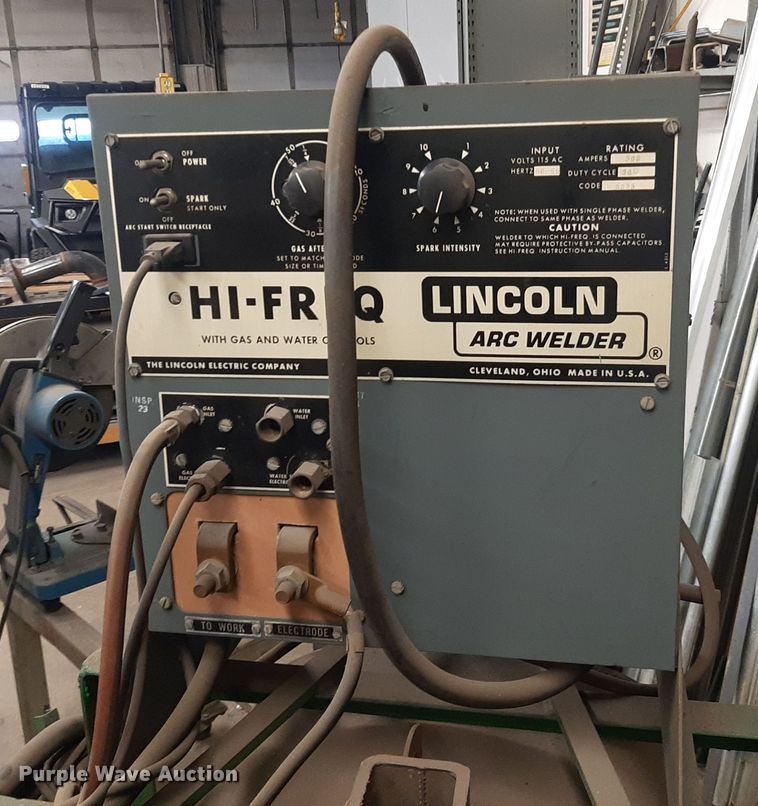 image for item LX9990 Lincoln Idealarc 250  welder