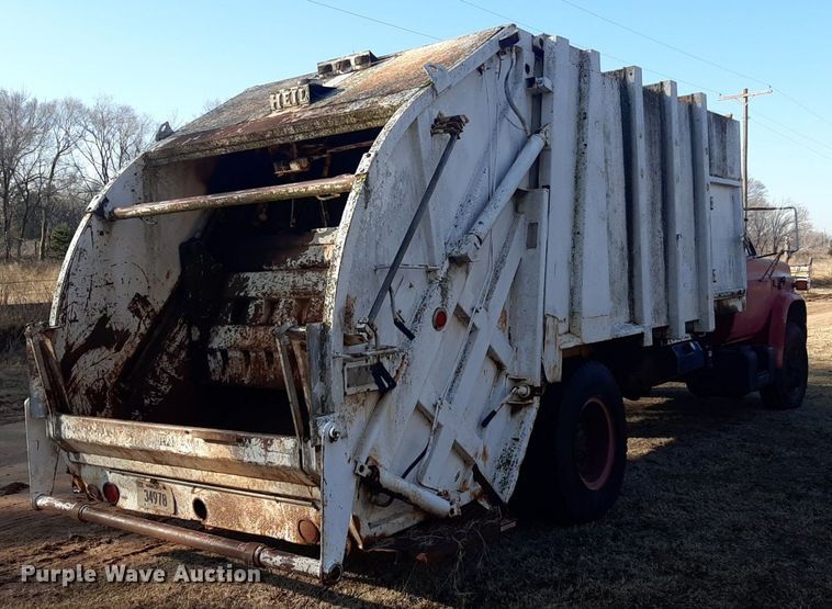 image for item LY9005 1980 GMC 7000  refuse truck