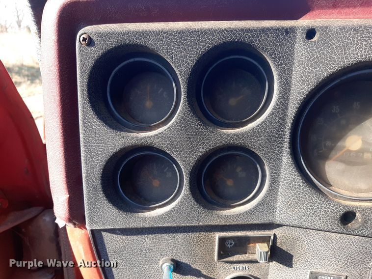 image for item LY9005 1980 GMC 7000  refuse truck