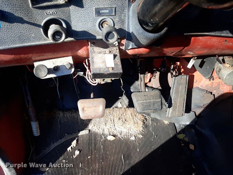 image for item LY9005 1980 GMC 7000  refuse truck