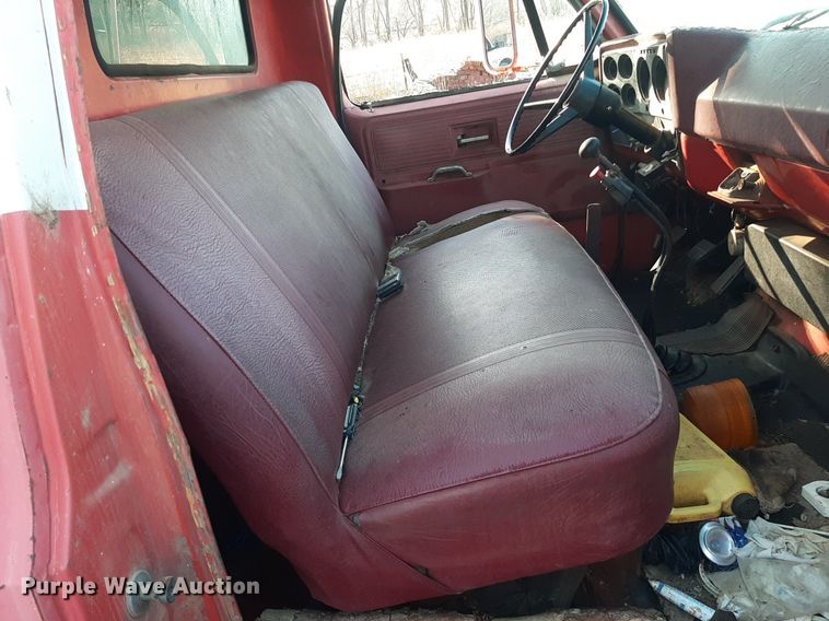 image for item LY9005 1980 GMC 7000  refuse truck