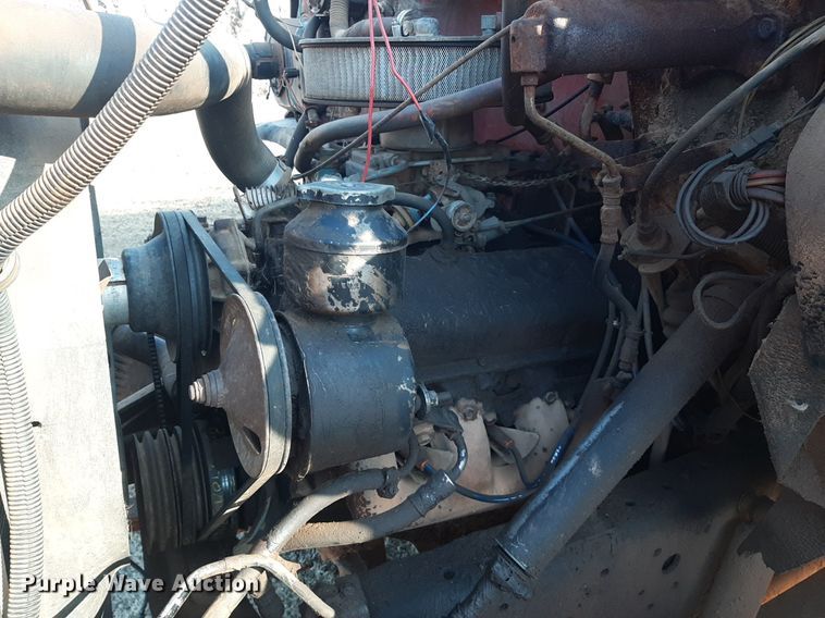 image for item LY9005 1980 GMC 7000  refuse truck