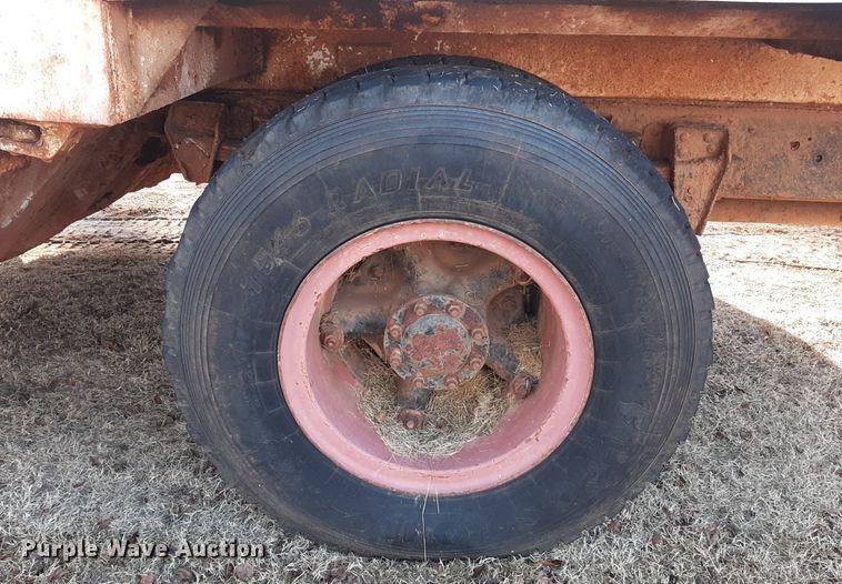 image for item LY9005 1980 GMC 7000  refuse truck