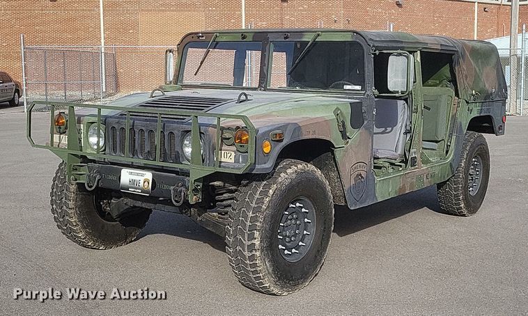 image for item MI9874 1986 Am General Humvee  SUV