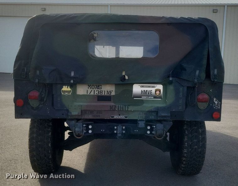 image for item MI9874 1986 Am General Humvee  SUV