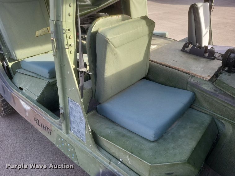 image for item MI9874 1986 Am General Humvee  SUV