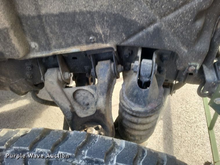 image for item MI9874 1986 Am General Humvee  SUV