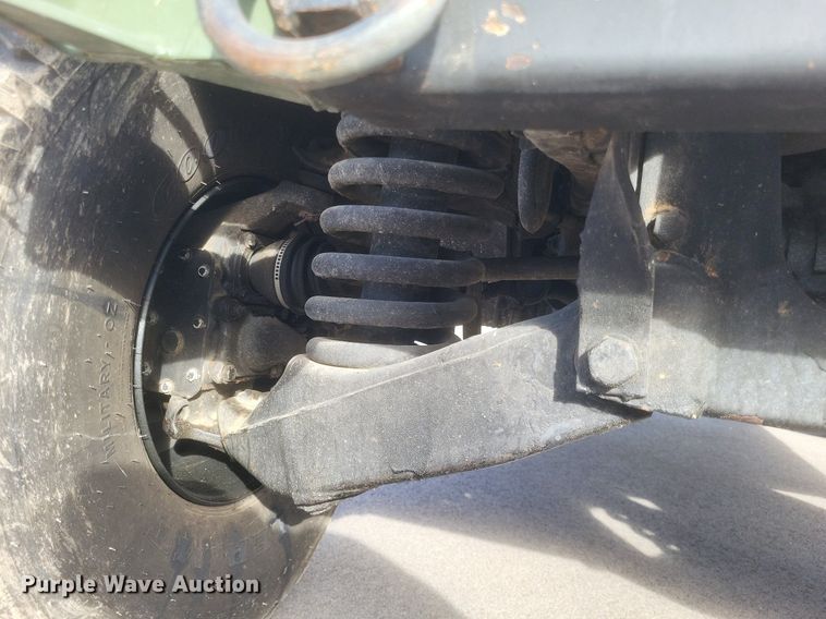 image for item MI9874 1986 Am General Humvee  SUV